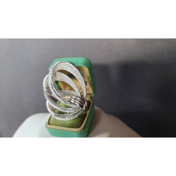 Monet Silver Triple Loop Bow Brooch - Picture 1 of 10